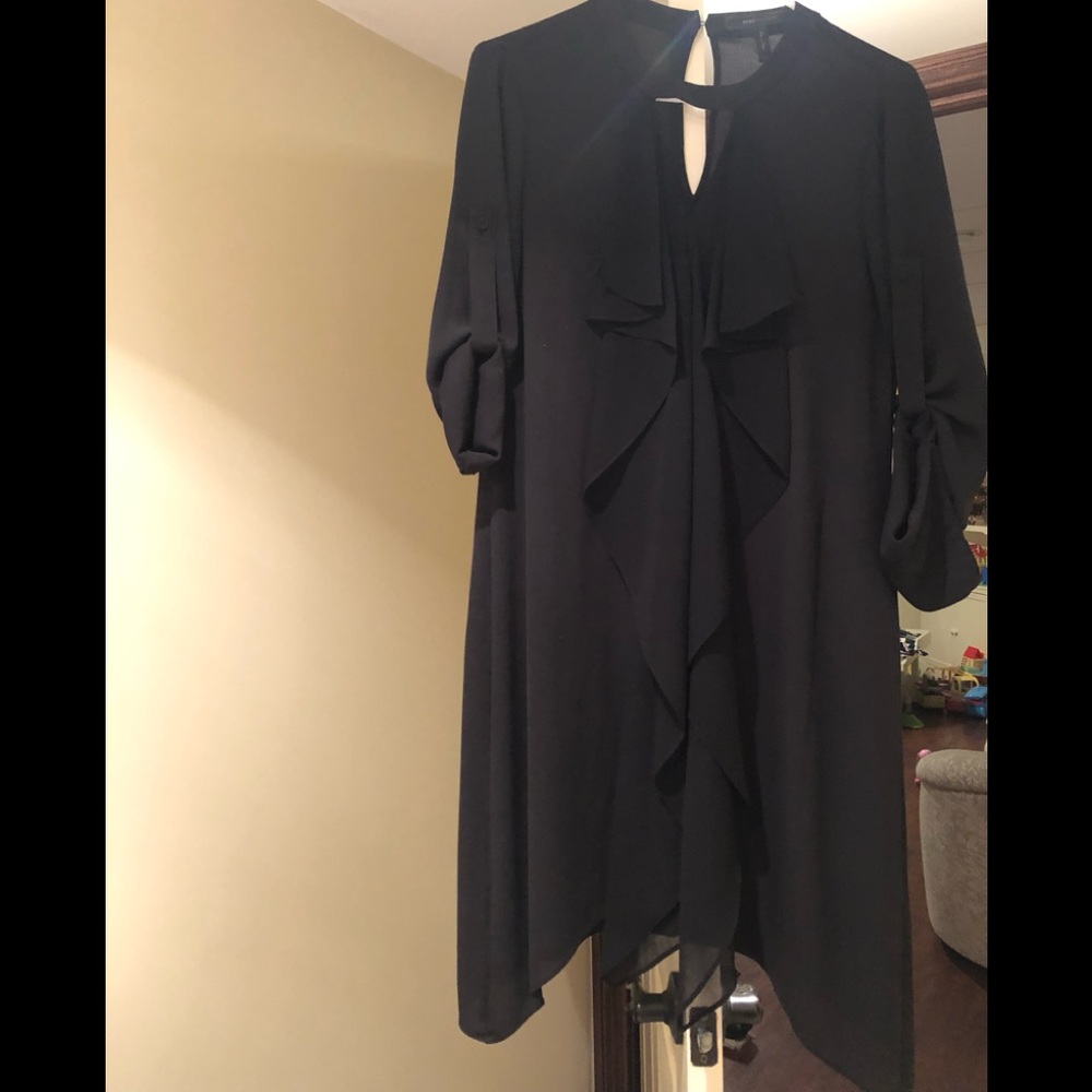 BCBGMAXAZRIA Ruffle Front Shift Dress